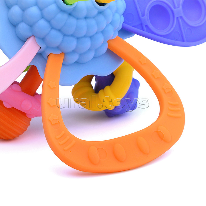 Развивающая игрушка-грызунок цвет голубой, в коробке