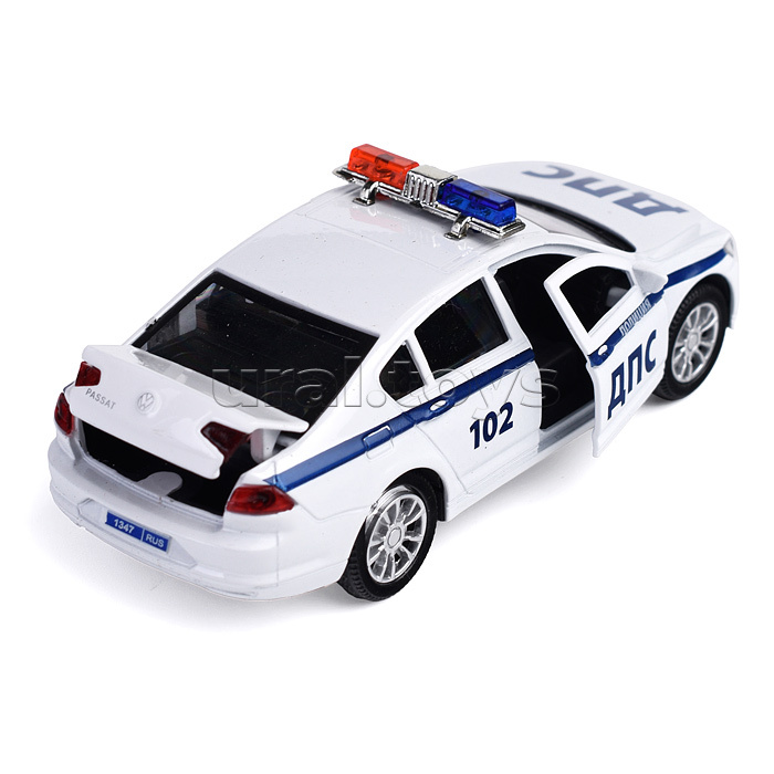 Машина металл. Volkswagen Passat "Полиция" 12 см, (откр. двер, багаж, белый) инер, в коробке