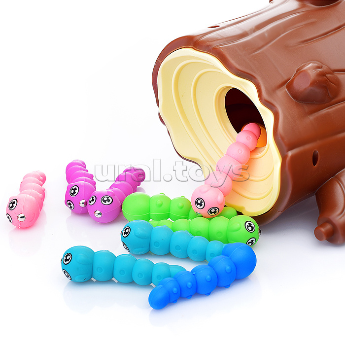 Настольная игра "Дятел ловит насекомых" в коробке