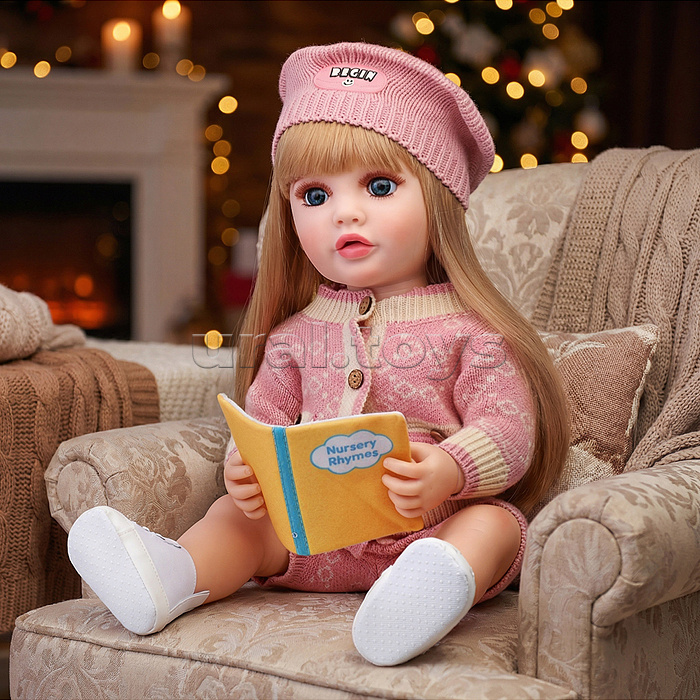 Кукла с аксессуарами "Майя" в коробке