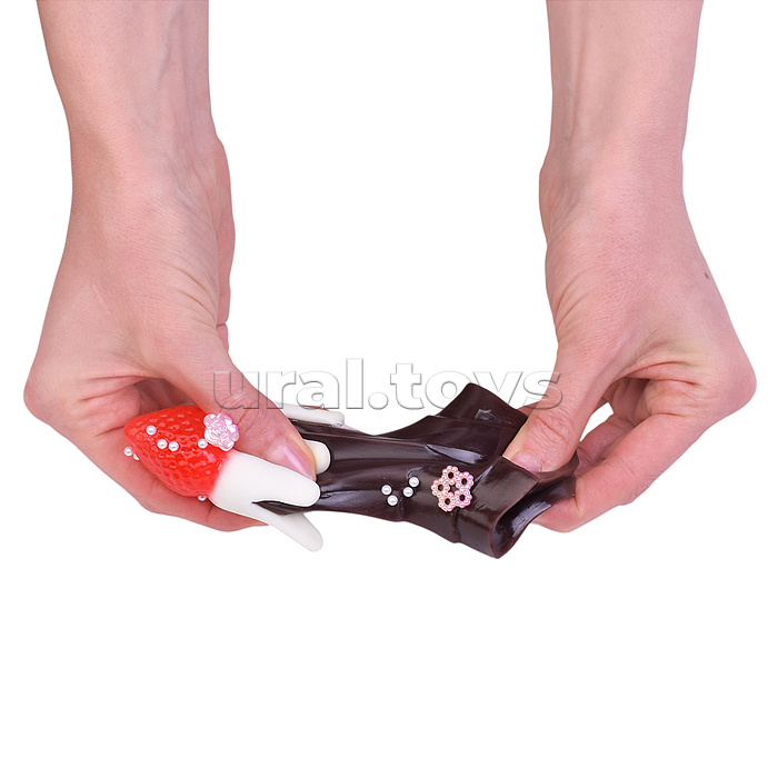 Игрушка-антистресс "Клубничное пирожное"