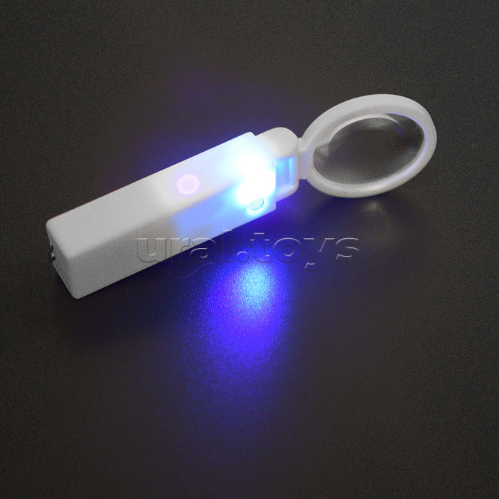 Игрушечный фонарик с лупой Игрушечный фонарик с лупой