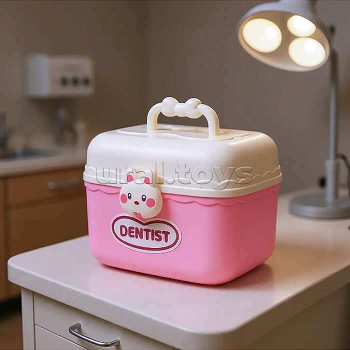 Набор доктора "Маленький стоматолог" в чемодане