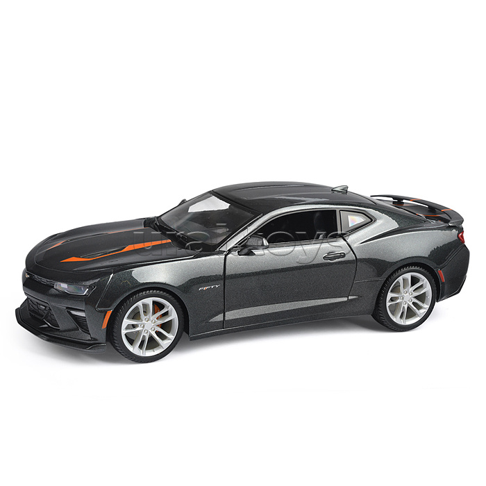 Модель "SP (B) - 2017 Chevrolet Camaro 50th Anniversary" 1:18 в коробке