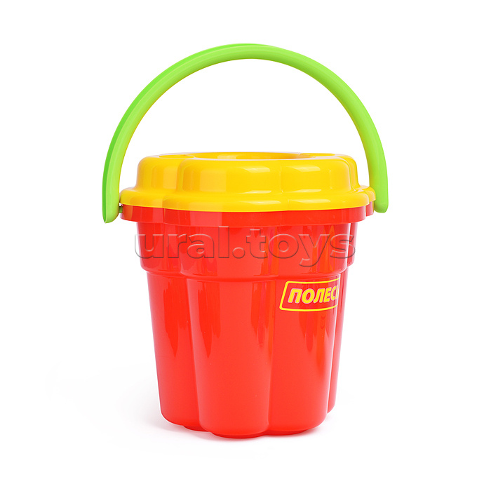 Набор №168 (в рюкзаке): ведро-цветок большое, ситечко-цветок большое, лопатка №5, грабельки №5, формочки (белочка + пёсик + котёнок + медведь), 3 формочки, лейка малая №4