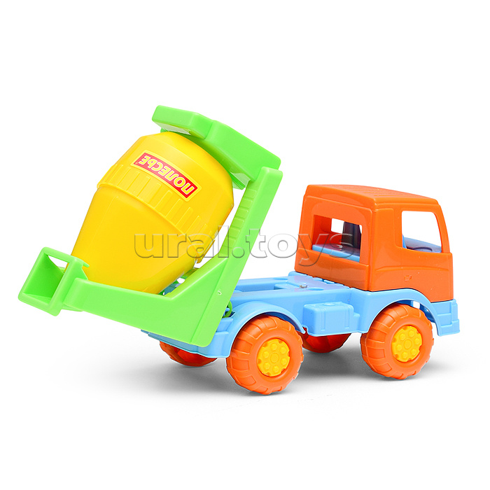 Тёма, автомобиль-бетоновоз (оранжевый)