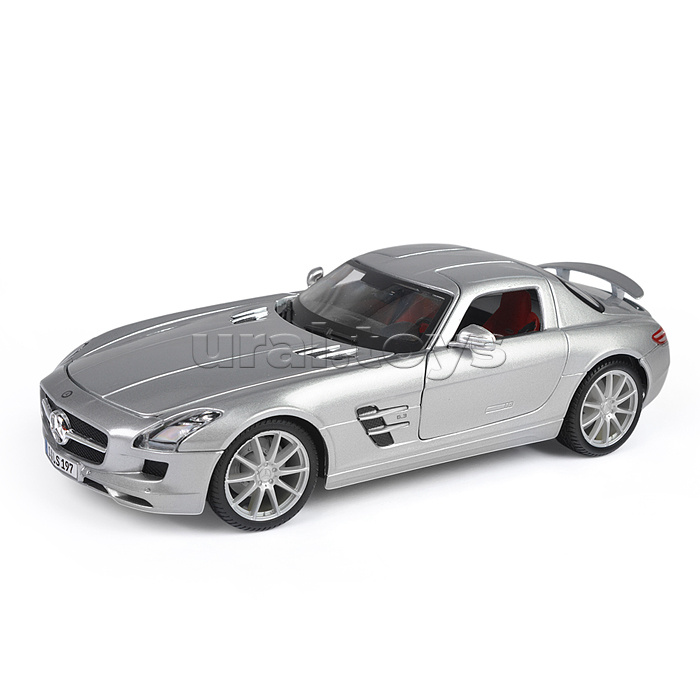 Машинка die-cast Mercedes-Benz SLS AMG, 1:18, серебристая, открывающиеся двери