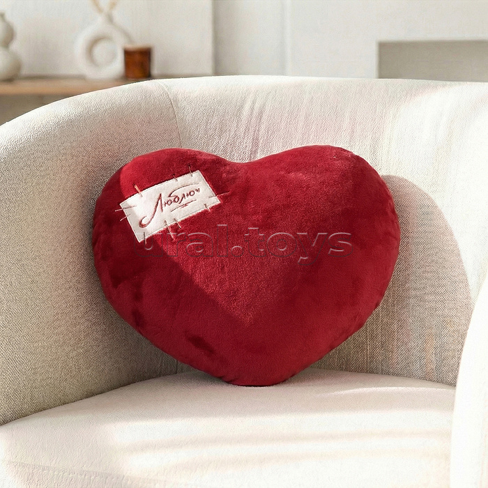Подушка Сердце бордовая (с заплаткой) 30х23 см
