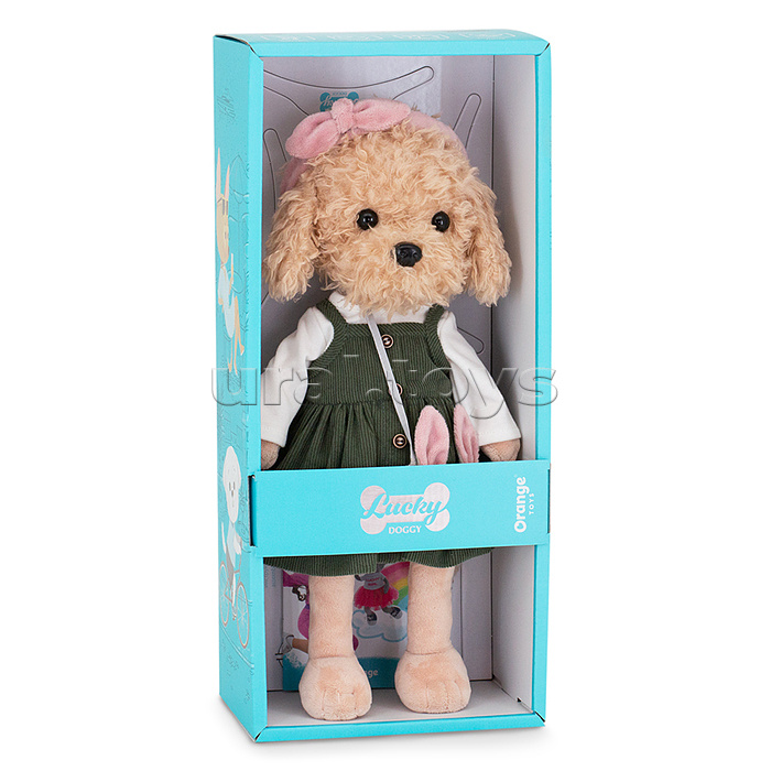 Lucky Fendi: Поездка в Париж 37, коробка 44 см Lucky Fendi: Поездка в Париж 37, коробка 44 см