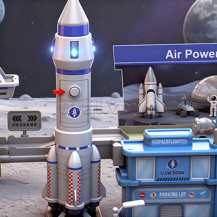 Трек  "Космическая станция" (свет, звук, 4 машины металл) в коробке