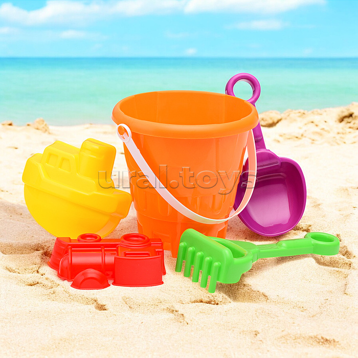 Набор песочный №13 (ведро+лопатка+грабли+2 формочки транспорт)