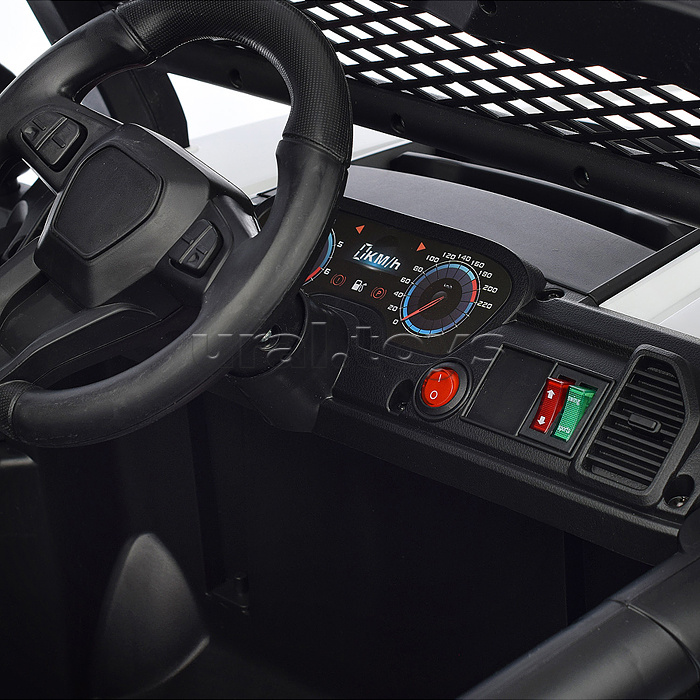 Электромобиль "Круиз" на аккумуляторе, с р/у управлением, в коробке (белый)