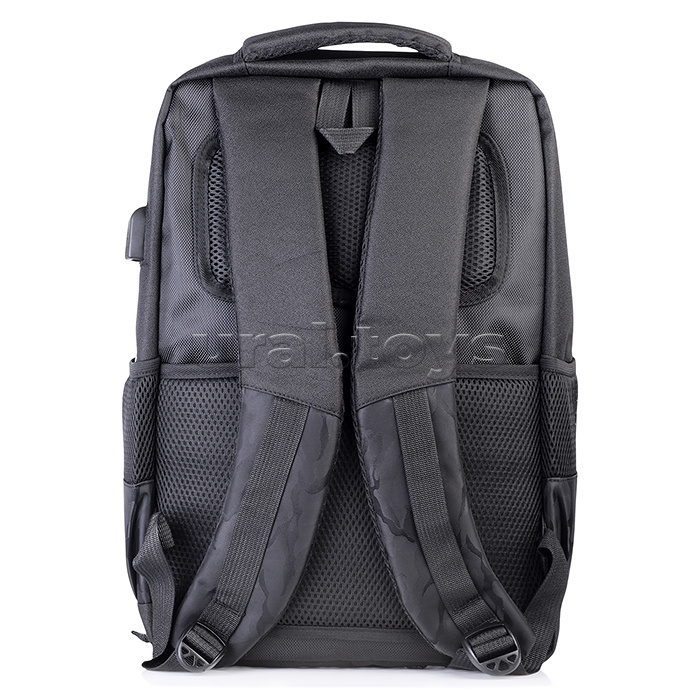 Рюкзак городской, 2 отделения на молнии, 1 фронтальный карман, 2 боковых кармана, USB выход, материалы - полиэстер, эко кожа, камуфляжный полиэстер под ткань