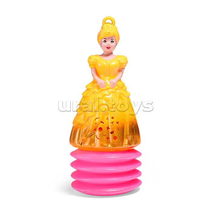 Кукла со светом, в блоке