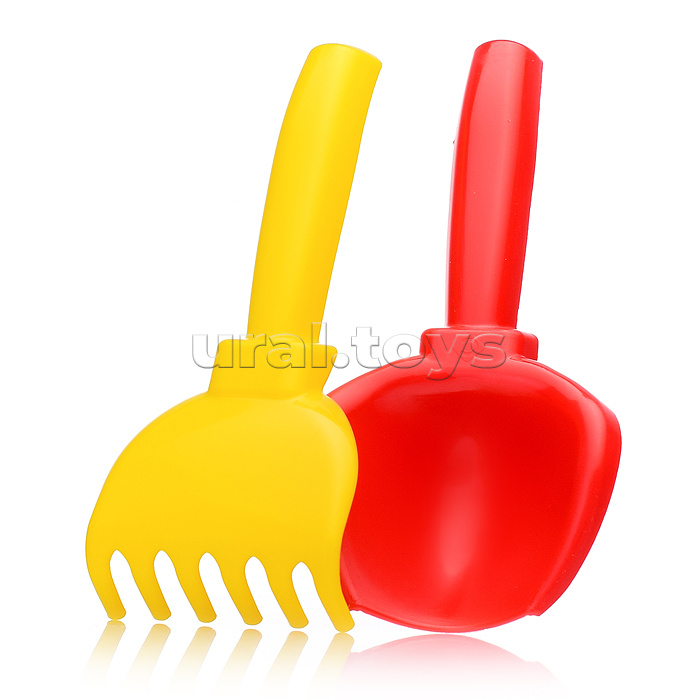 Песочный набор "Путешественник"( 2 формочки, совок, грабли)