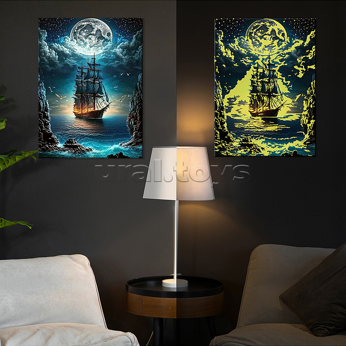 Картина по номерам 40х50 "Корабль в лунном свете" светящаяся краска (26 цветов)