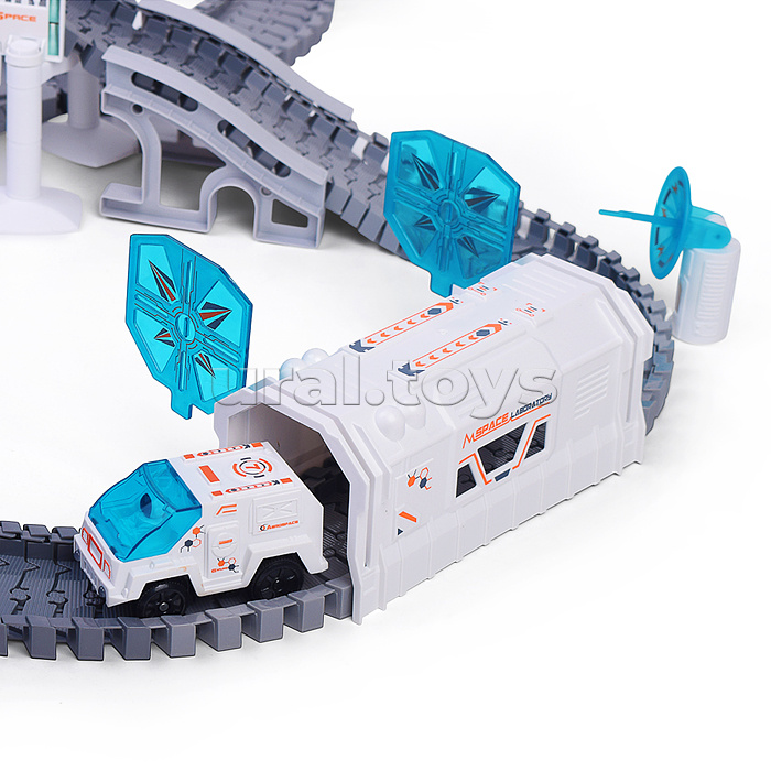 Игровой набор-трек "Космический заезд" в коробке