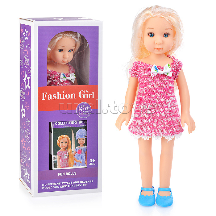 Кукла в вязанном платье
