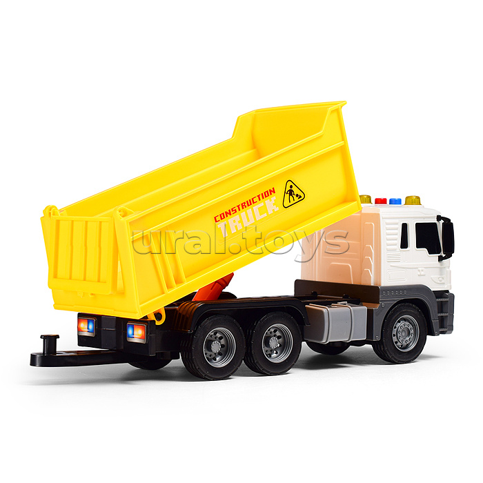 Машина "Буксир-мастер" 1:16 (свет, звук) в коробке