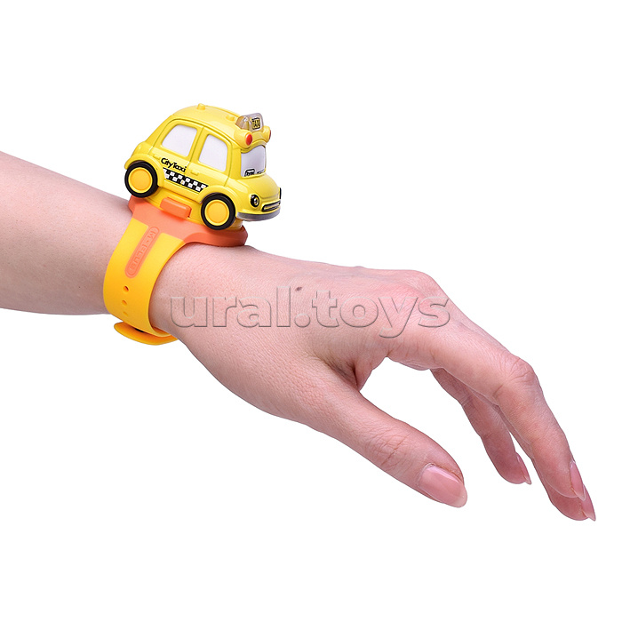 Часы в коробке