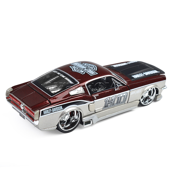 Кастомизированная машинка die-cast Harley-Davidson 1967 Ford Mustang GT, 1:24, чёрно-оранжевая