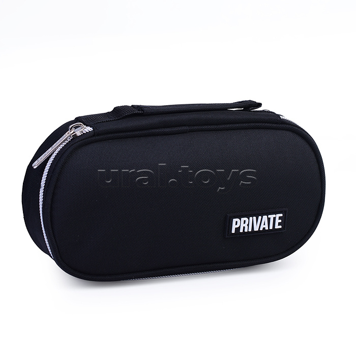 Пенал "Private" 21x10x6 см, овальный для 60 предметов, с внутренним органайзером-тройной створкой, с ручкой для переноски, текстильный с каучуковой аппликацией, на молнии, черный Пенал "Private" 21x10x6 см, овальный для 60 предметов, с внутренним органайзером-тройной створкой, с ручкой для переноски, текстильный с каучуковой аппликацией, на молнии, черный