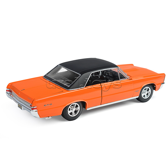 Машинка die-cast  1965 Pontiac GTO, 1:18, оранжевая, открывающиеся двери
