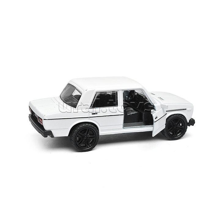 Белая инерционная машинка, квадратные фары, die-cast, 1:32, открывающиеся двери