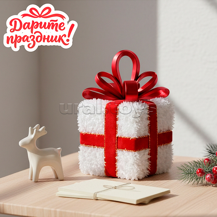 Новогоднее украшение "Подарок" 5*9 см.