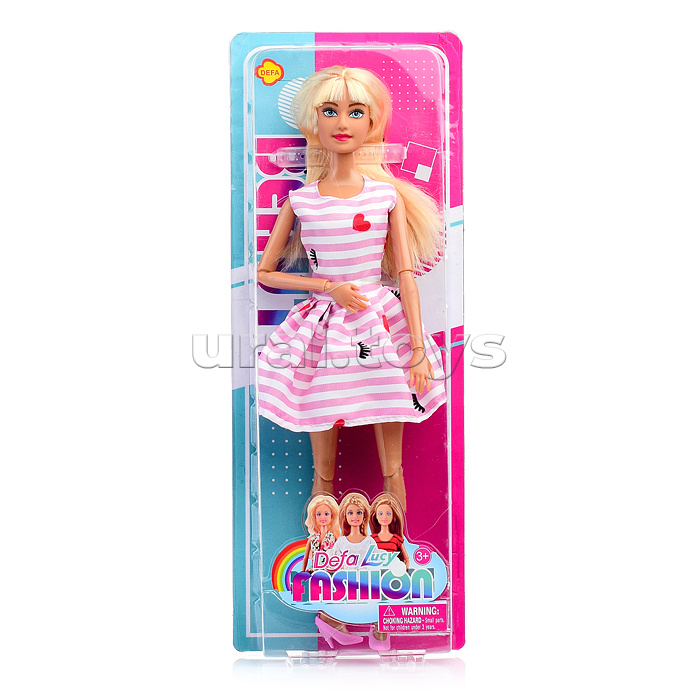 Кукла на листе Кукла на листе