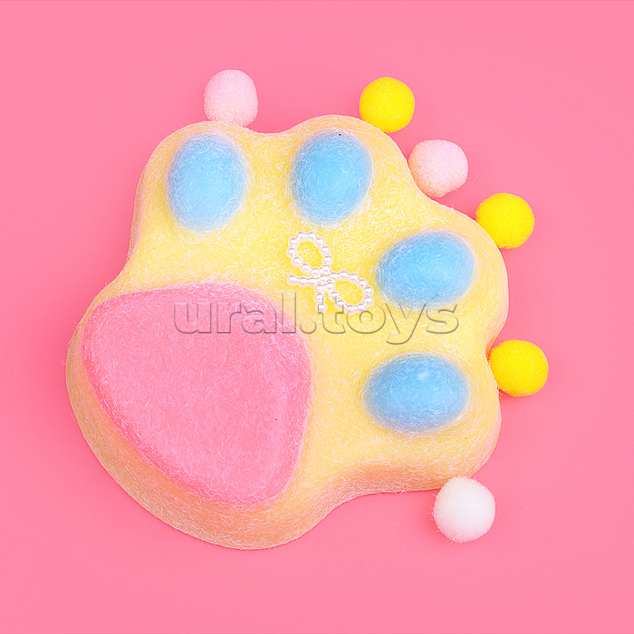 Игрушка-антистресс "Лапа плюшевого медведя"