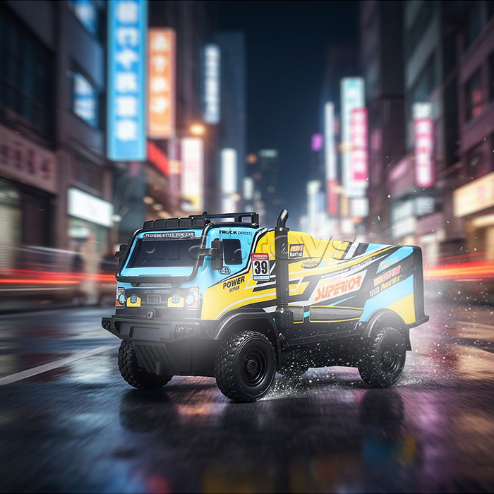 Машина "Бронетраспортер" 1:18, свет, звук, в коробке