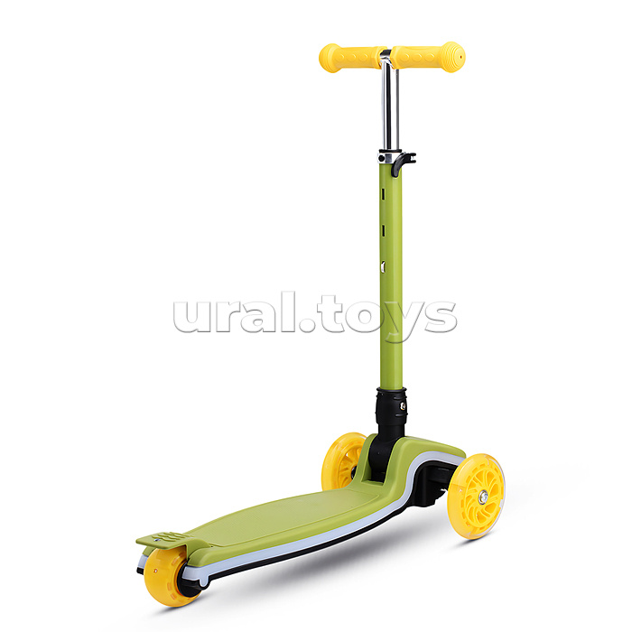 Самокат трёхколёсный ROCKET колёса световые PU, цвет зелёный