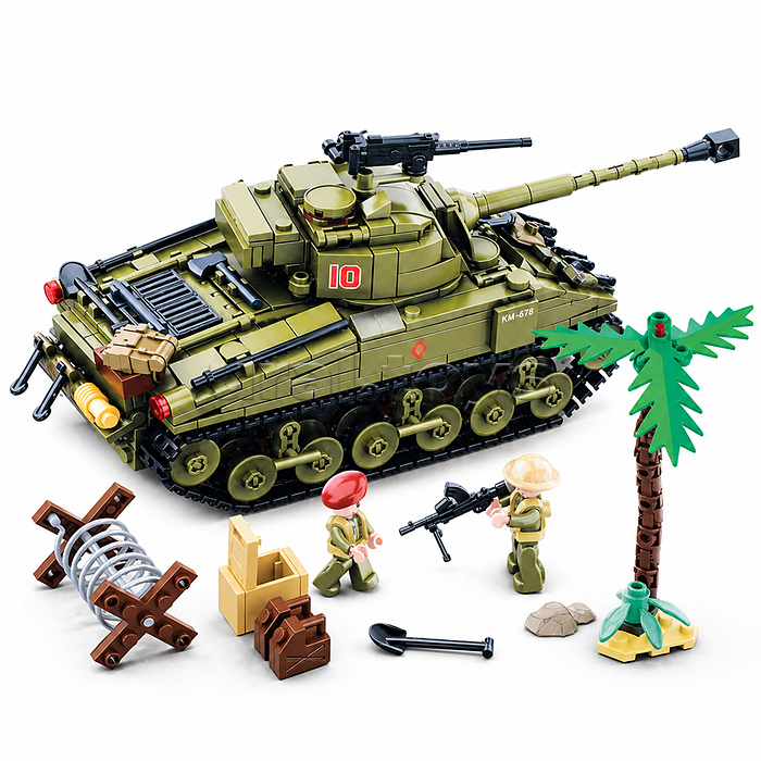 Конструктор "Военная база с танком и фигурками людей" (790 дет.) в коробке
