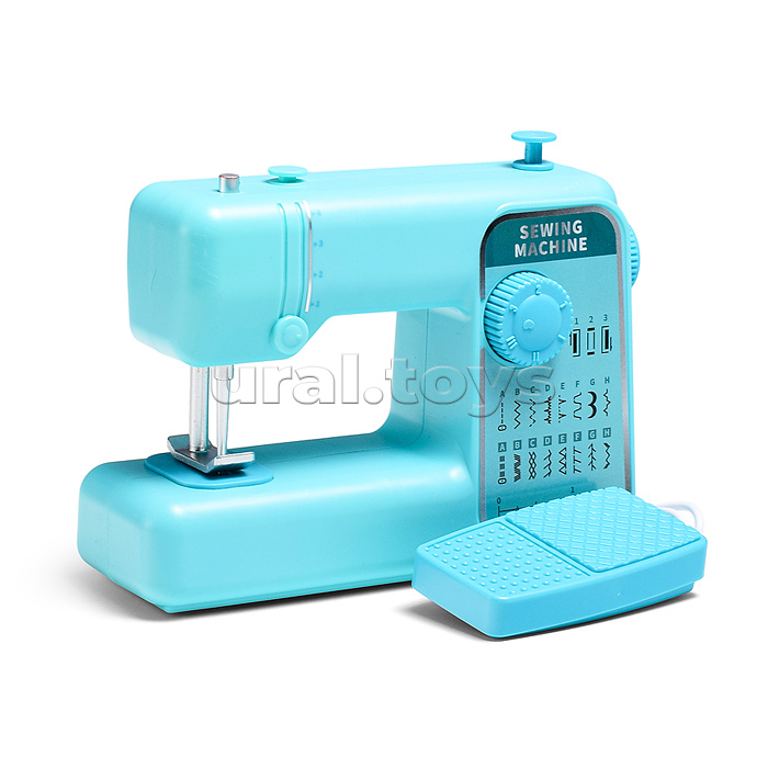Бытовая техника "Швейная машинка" в коробке (цвет голубой)