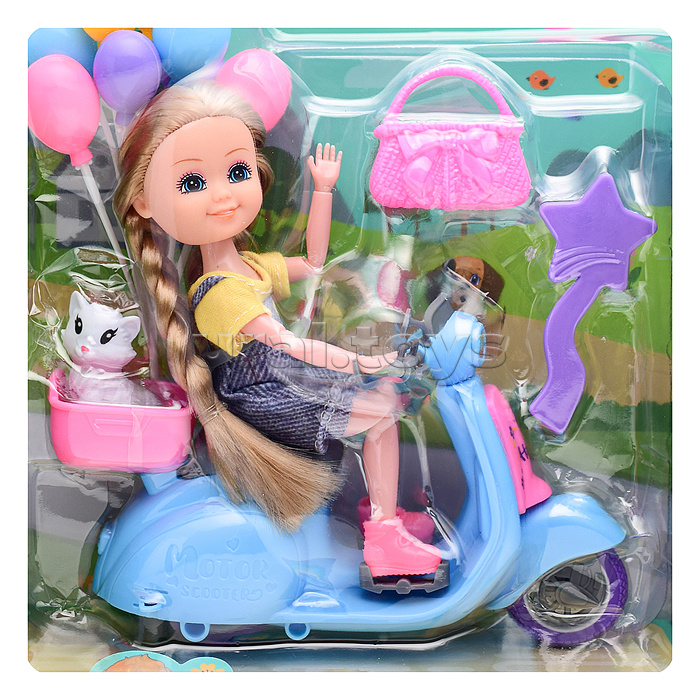 Кукла с аксессуарами, на листе