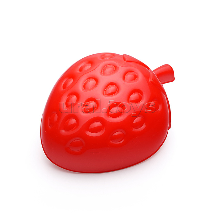 Набор №662: ведро-цветок среднее №4, сито-цветок среднее №4, лопатка №5, грабельки №5, формочки (клубника + малина)