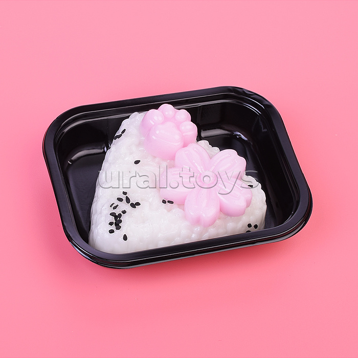 Игрушка - антистресс "Онигири" в пакете