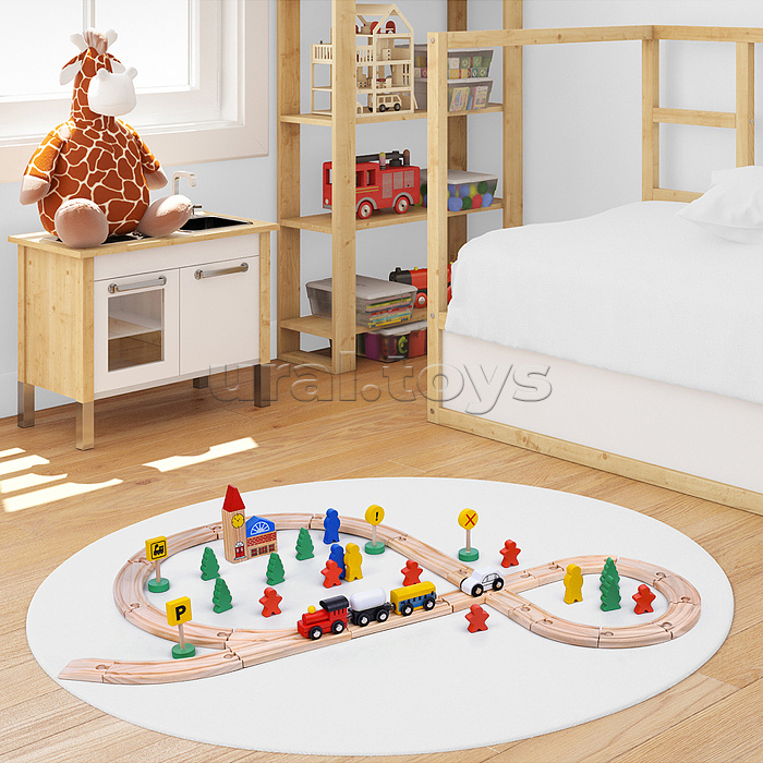 Трек с паровозом и фигурками, в пакете