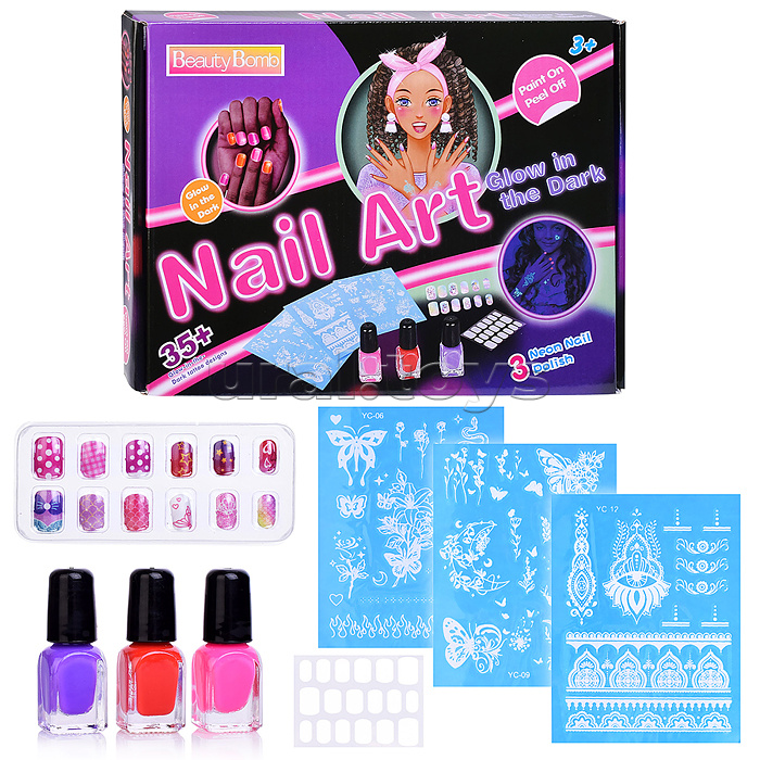 Набор стилиста "Создай себе яркий маникюр" в коробке