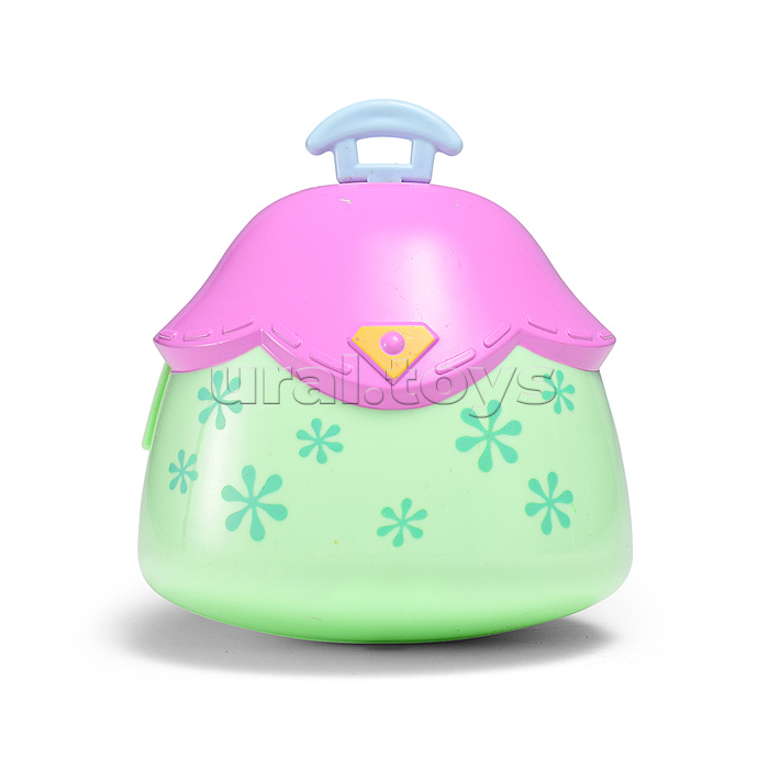 Кукла в коробке