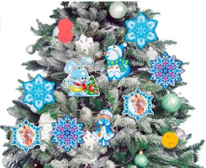 Гирлянда на нитях "Рождественская" (9 фигурок + золотой шнур 2 м),