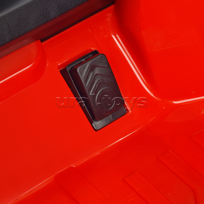 Электромобиль "Городской гигант" на аккумуляторе, с р/у управлением, в коробке (красный)