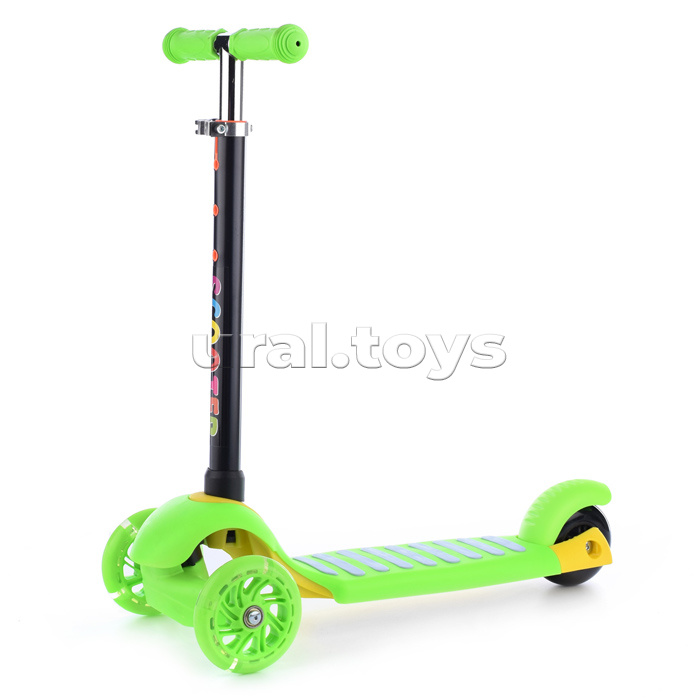 Самокат 3-х кол., зелёный, светящиеся колёса, PU, ABEC 7, в коробке