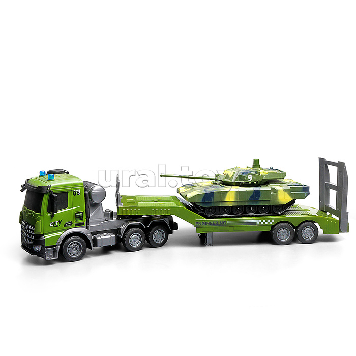 Машина "Военный автовоз" с танком  р/у 27 MHz, в коробке