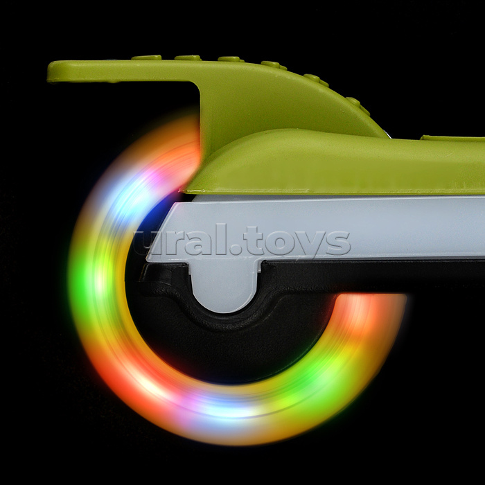Самокат трёхколёсный ROCKET колёса световые PU, цвет зелёный