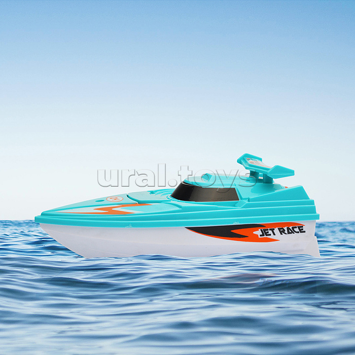 Лодка "Искра" на батарейках, в коробке