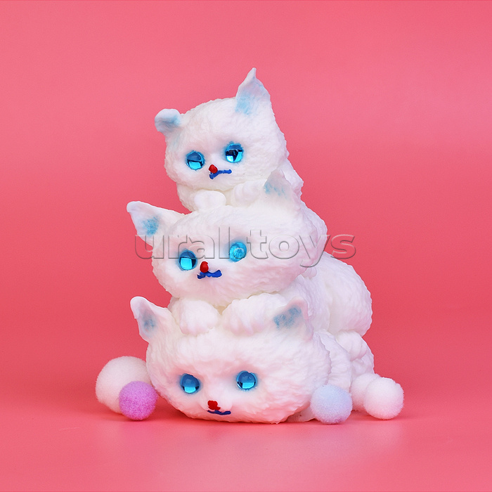 Игрушка-антистресс "Семейка котят"