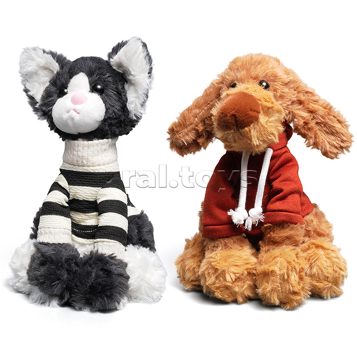 Мягкая игрушка "Зверюшка в кофточке" 23 см