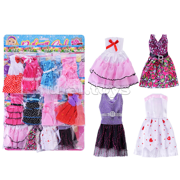 Одежда для куклы "12 образов" на листе